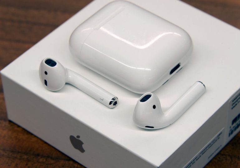 Apple AirPods można wykorzystać do podsłuchiwania rozmów