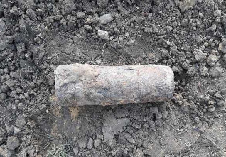 Radymno: Wykopano pocisk artyleryjski w czasie prac archeologicznych