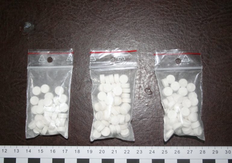 Mielec: Policjanci zabezpieczyli ponad 200 tabletek ekstazy