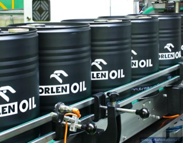 Krosno: Ruszyła produkcja płynu do dezynfekcji rąk w Orlen Oil w Jedliczu