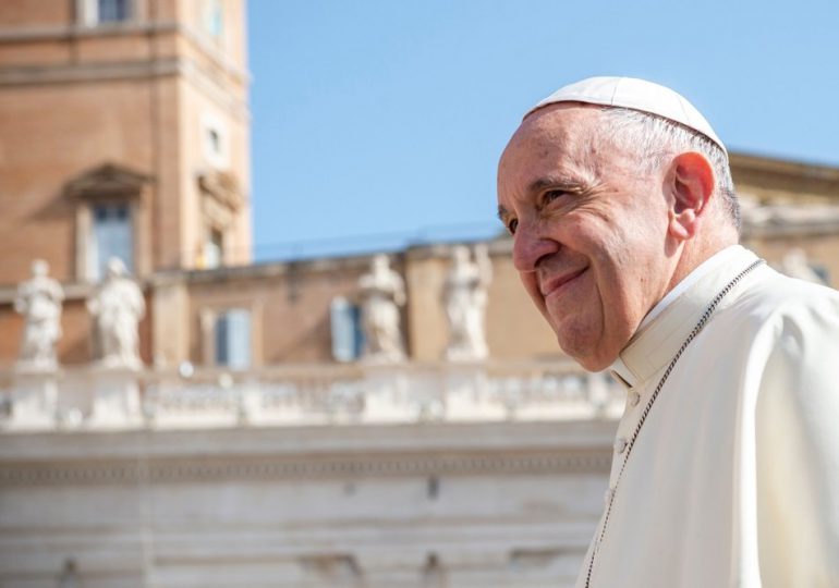 Świat: Papież Franciszek przekazał 100 tysięcy euro na potrzeby kościoła w Zambii.