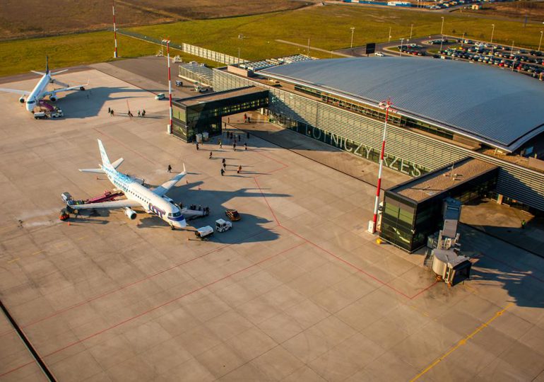 Rzeszów: Mimo spadku liczby pasażerów lotnisko w Jasionce będzie się rozwijać