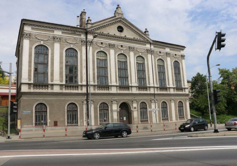 Jarosław: Powiat jarosławski pozyskał dotację na remont przyszłej siedziby Powiatowego Ogniska Baletowego