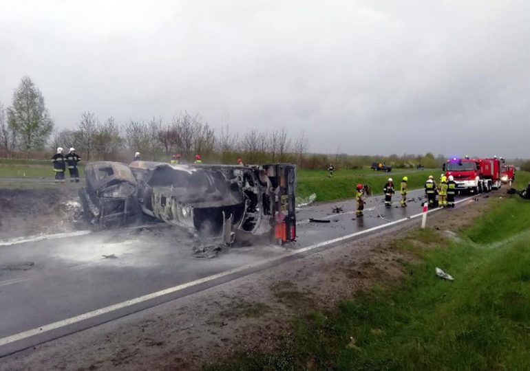Leżajsk: Tragiczny wypadek na obwodnicy. W wypadku zginął 27-letni kierowca.