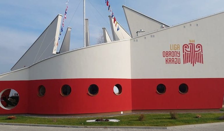 Tarnobrzeg: Baza nurkowa nad Jeziorem Tarnobrzeskim oddana do użytku