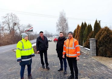 Mielec: Chodnik przy drodze wojewódzkiej 986 w miejscowości Tuszyma zakończony