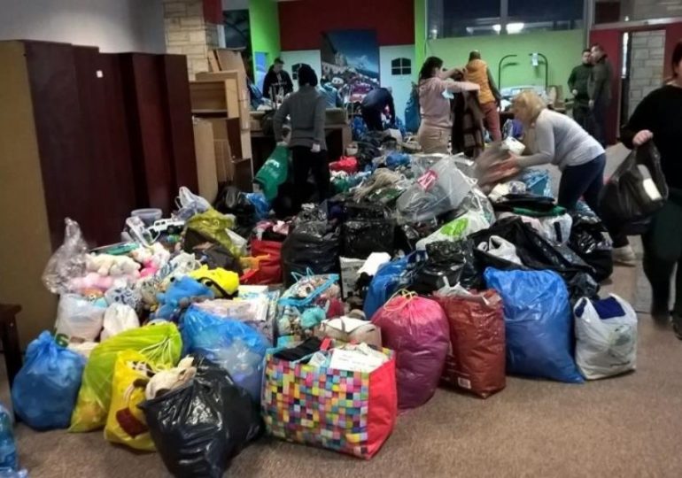 Stalowa Wola: Trwa zbiórka darów dla uchodźców z Ukrainy
