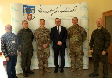 Jarosław: O współpracy samorządu powiatowego z armią amerykańską