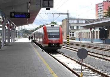 Polska: Strajk generalny na kolei. Będą duże opóźnienia.