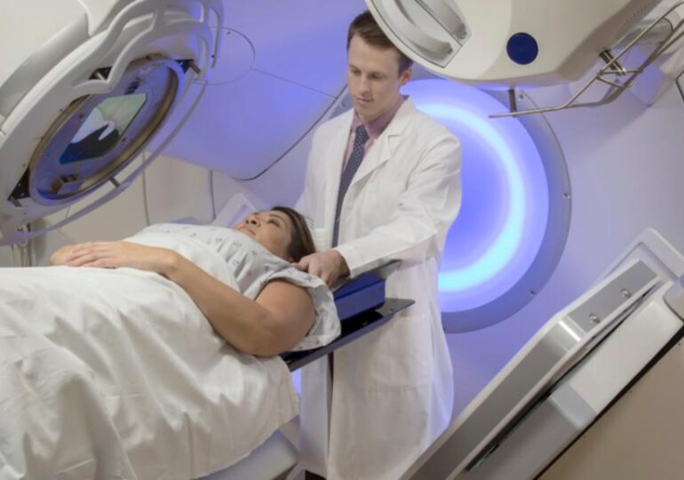 Zdrowie: Radioterapia śródoperacyjna – Polscy pacjenci powinni być leczeni zgodnie ze standardem europejskim
