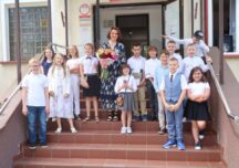 Stalowa Wola: Społeczna Szkoła Podstawowa otrzymała wsparcie na zagraniczne wyjazdy i edukację