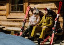 Turystyka: Na narty w marcu – dlaczego warto szusować poza sezonem?